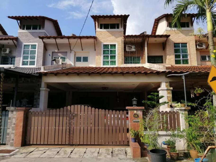 Ipoh Vacation Home Exterior photo